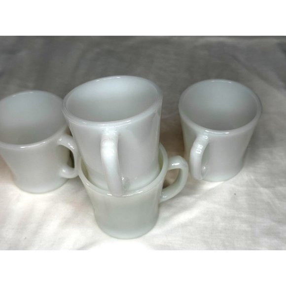 Vintage Fire King Milk Glass Mugs Anchor Hocking Coffee Tea Cup D Handle Gift 4 - Picture 3 of 5